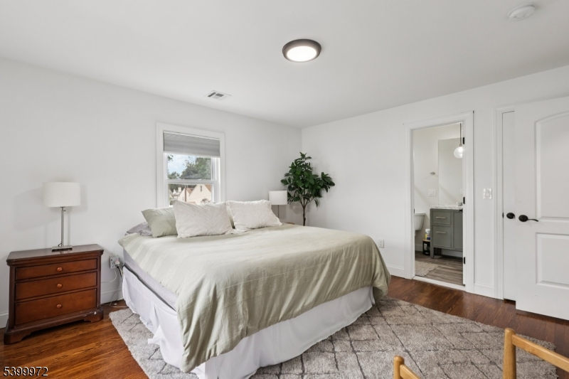 Larchmont Estates - Residential