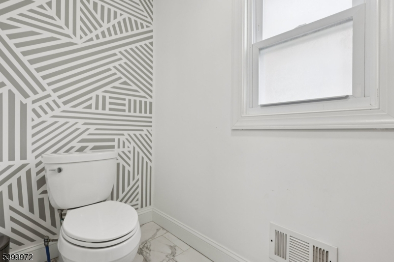 Larchmont Estates - Residential