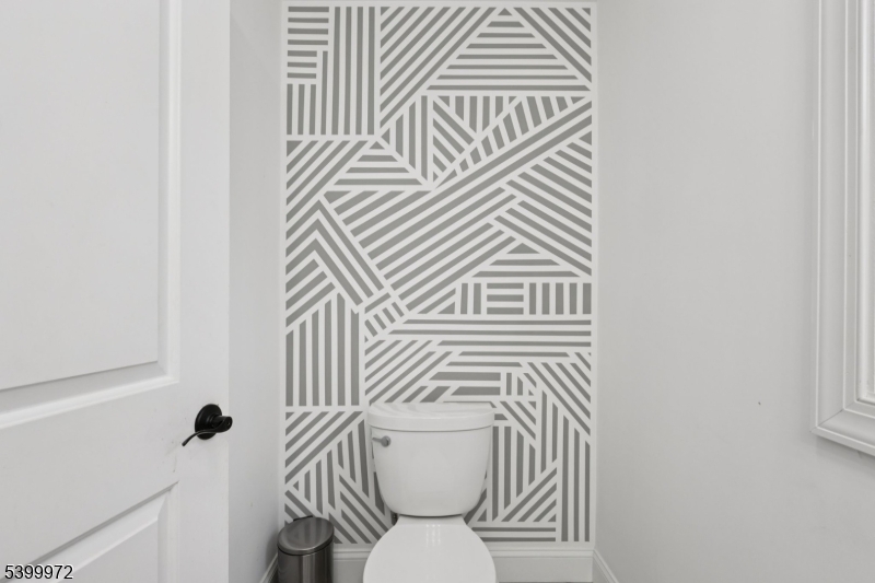 Larchmont Estates - Residential