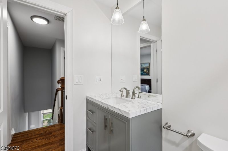 Larchmont Estates - Residential