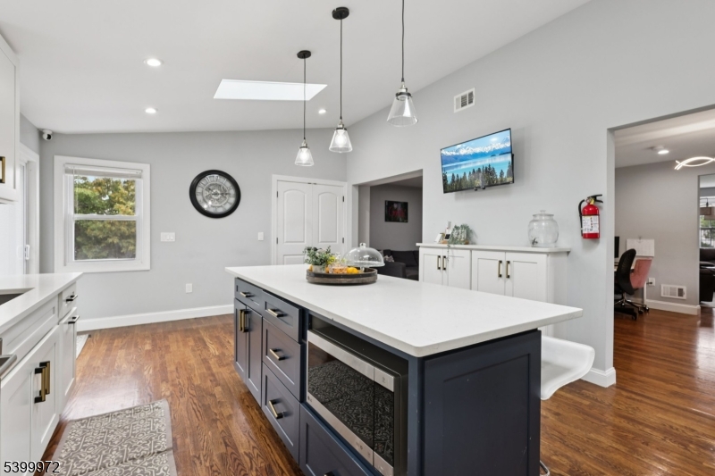 Larchmont Estates - Residential