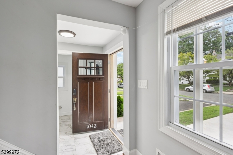 Larchmont Estates - Residential