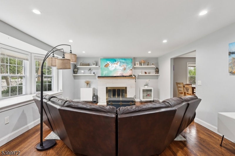 Larchmont Estates - Residential