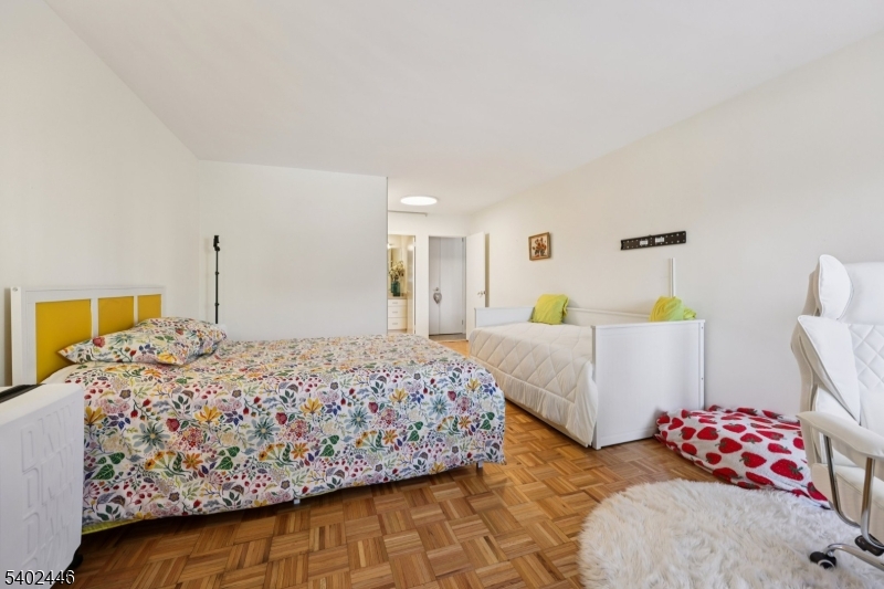 Claridge House - Residential