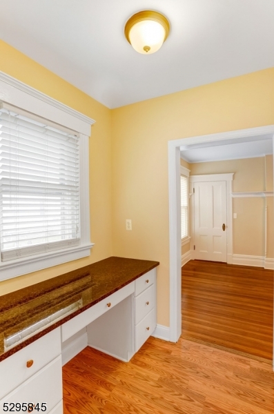 Near Town & Train - Residential Lease