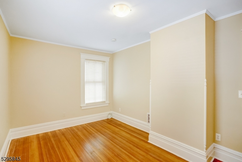 Near Town & Train - Residential Lease