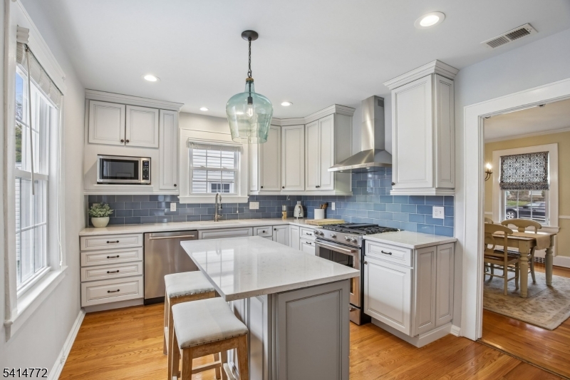 Knollwood Section - Residential