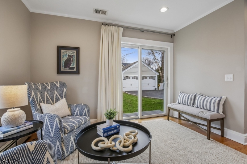 Knollwood Section - Residential