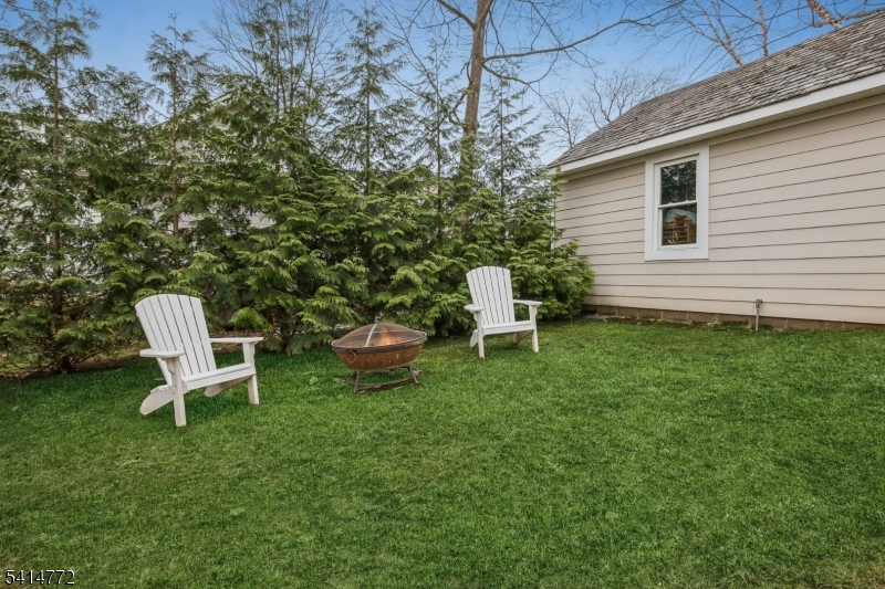 Knollwood Section - Residential