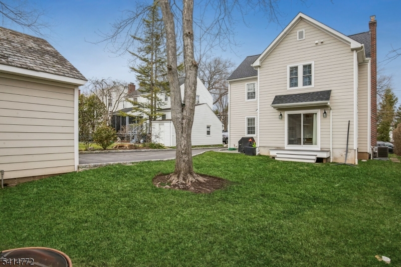 Knollwood Section - Residential