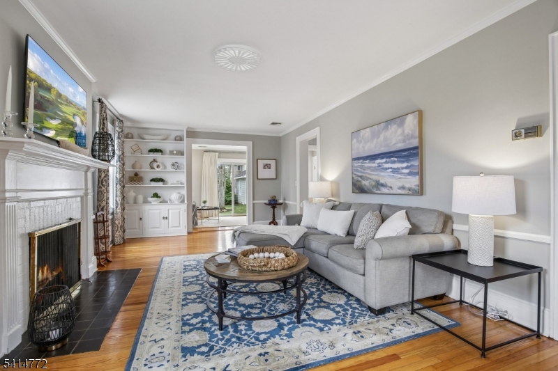 Knollwood Section - Residential