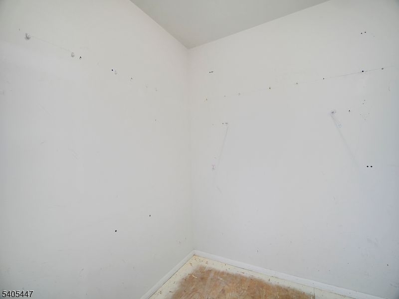 WILLOW WALK - Residential