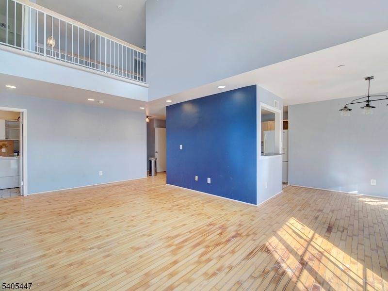 WILLOW WALK - Residential