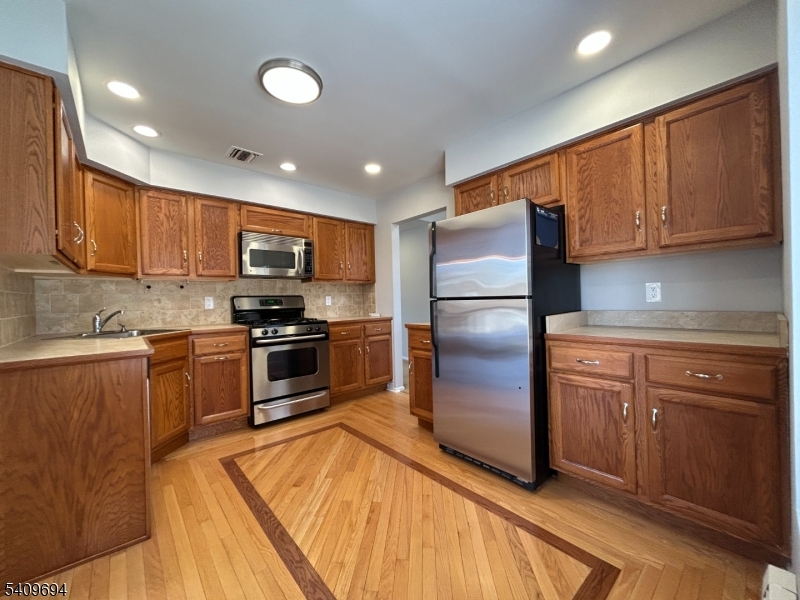 Townsquare Village - Residential Lease