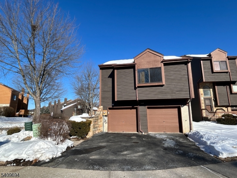 Townsquare Village - Residential Lease