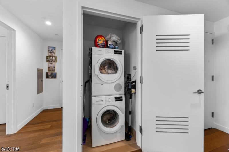 Gold Coast Waterfront - Residential