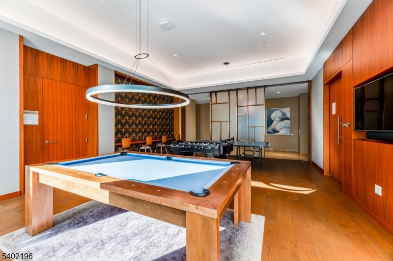 Gold Coast Waterfront - Residential