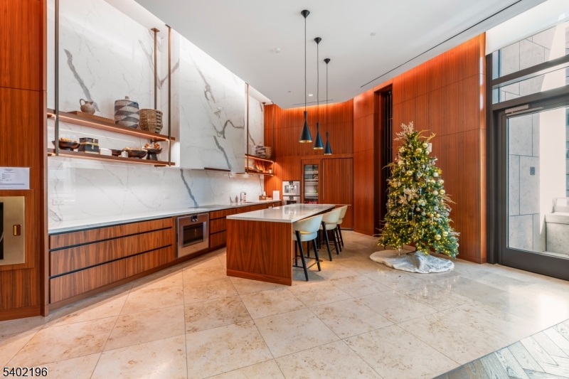 Gold Coast Waterfront - Residential