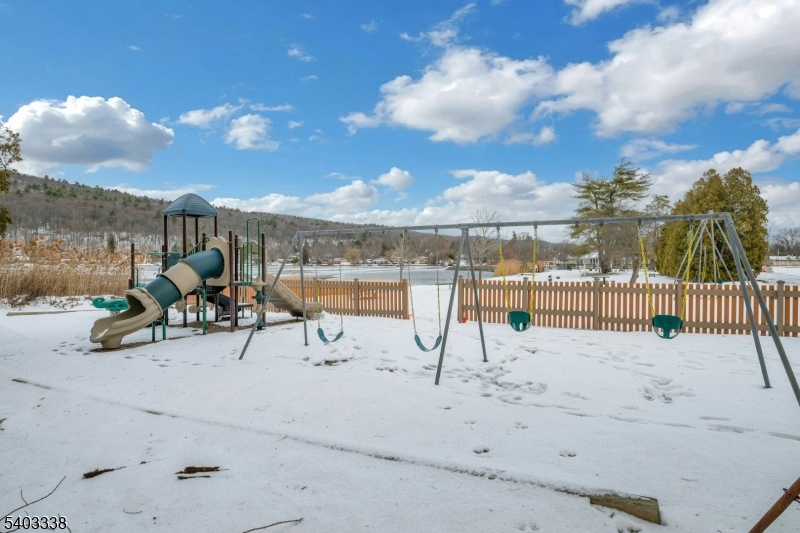 Pinecliff Lake - Residential