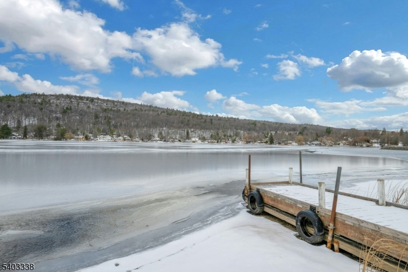 Pinecliff Lake - Residential