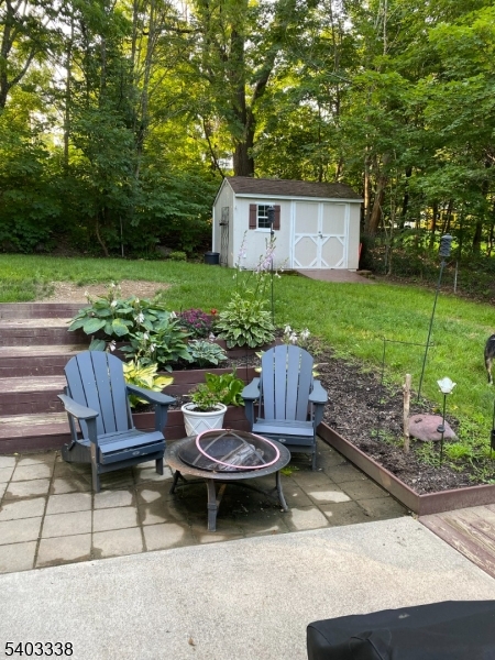 Pinecliff Lake - Residential