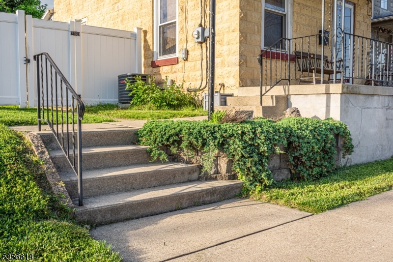 230 E Central Ave