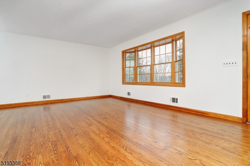 Lake Intervale - Residential