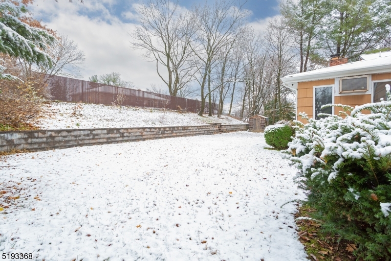 Lake Intervale - Residential