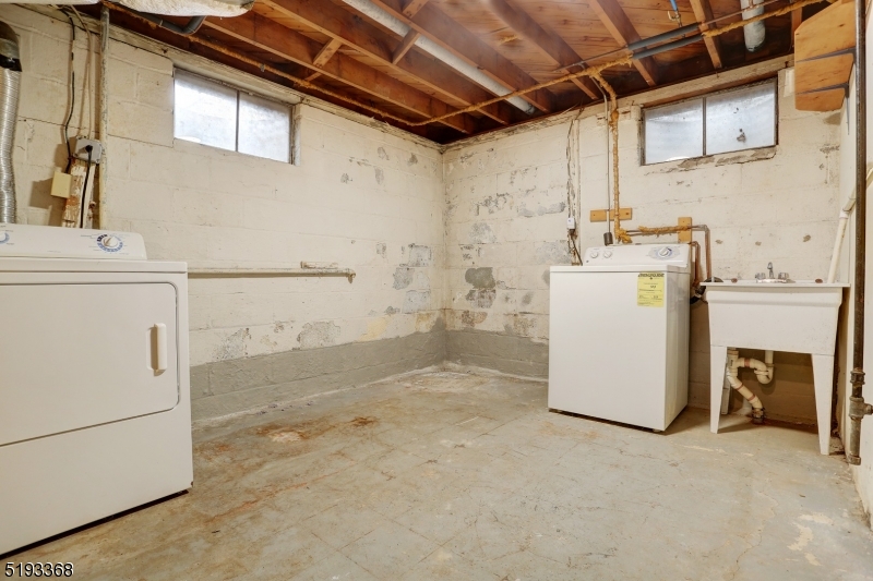 Lake Intervale - Residential