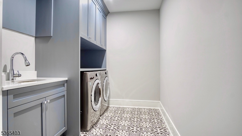 Hillside - Residential