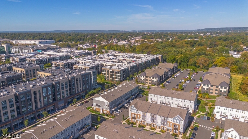 Townhomes at Vermella - Residential