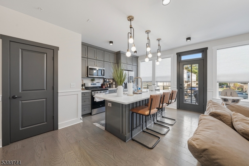 Townhomes at Vermella - Residential