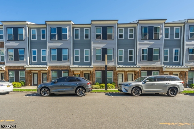 Townhomes at Vermella - Residential