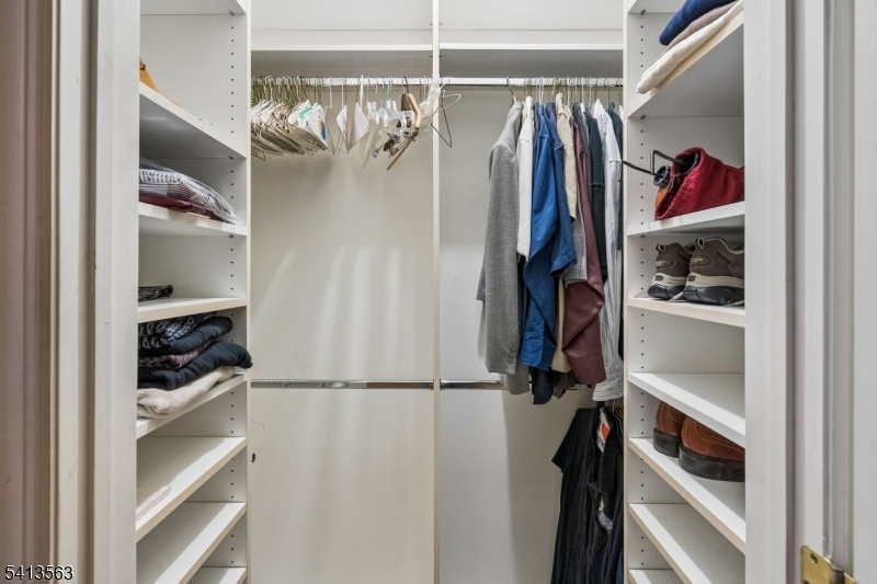 Four Seasons - Residential