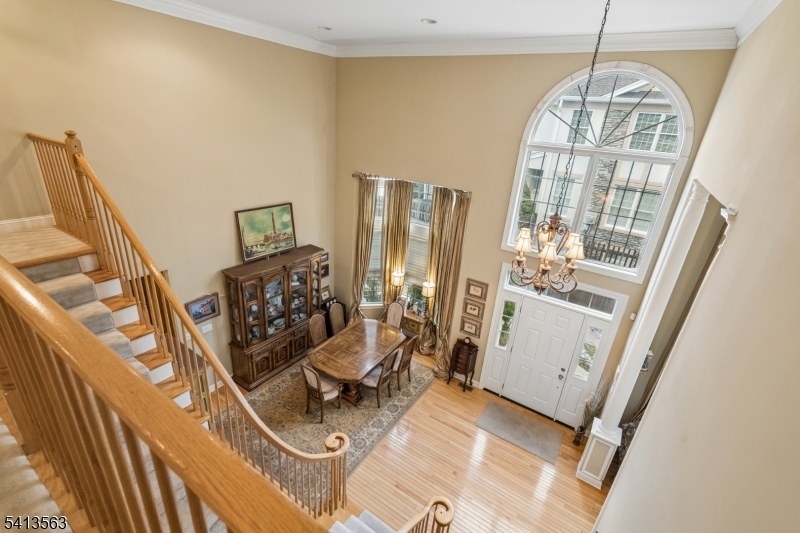 Four Seasons - Residential