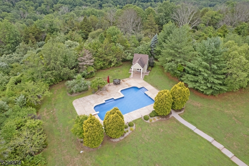 Far Hills/Roxiticus Valley - Residential