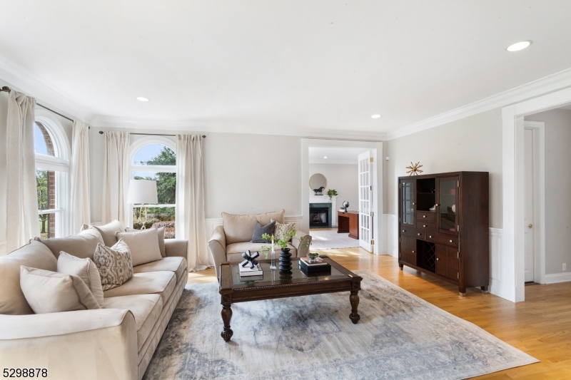 Far Hills/Roxiticus Valley - Residential