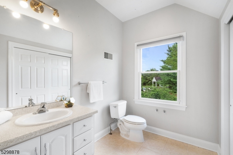 Far Hills/Roxiticus Valley - Residential