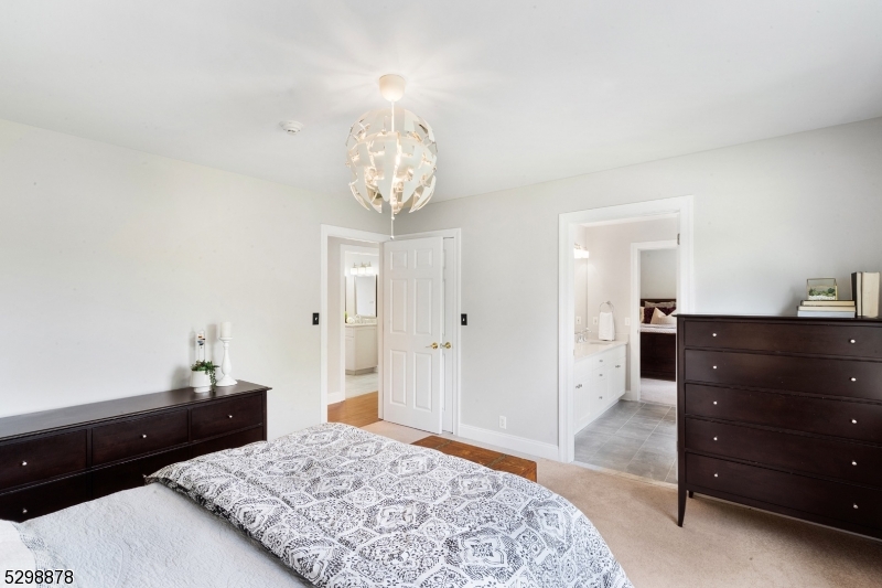 Far Hills/Roxiticus Valley - Residential