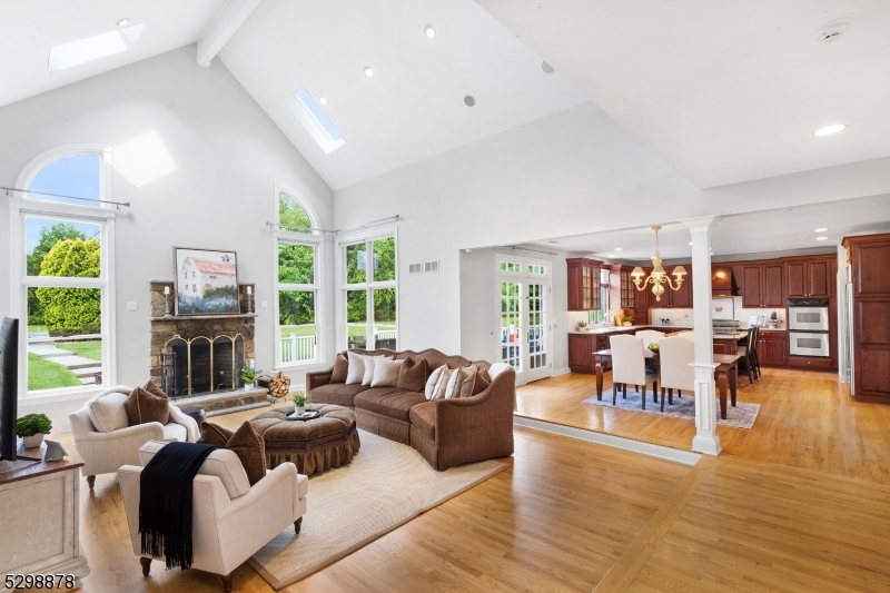 Far Hills/Roxiticus Valley - Residential