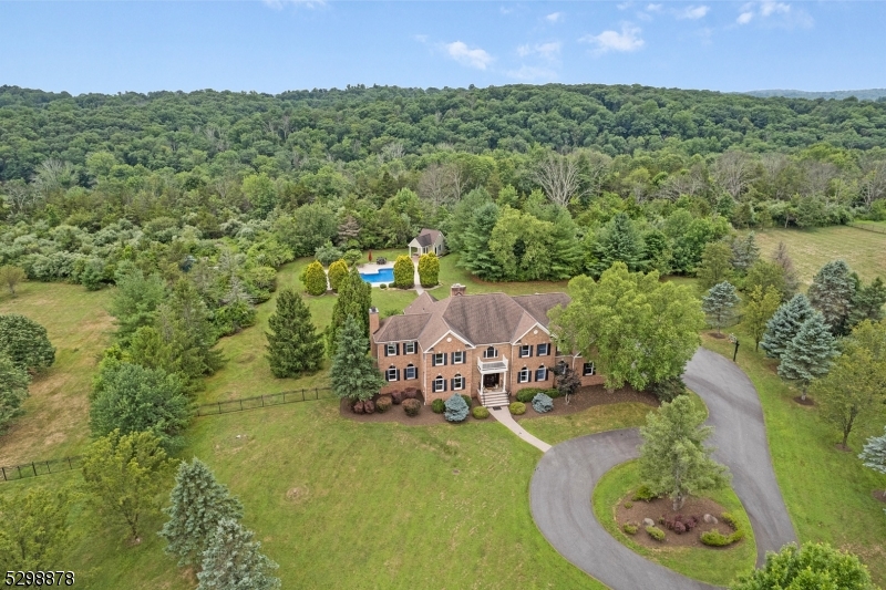 Far Hills/Roxiticus Valley - Residential