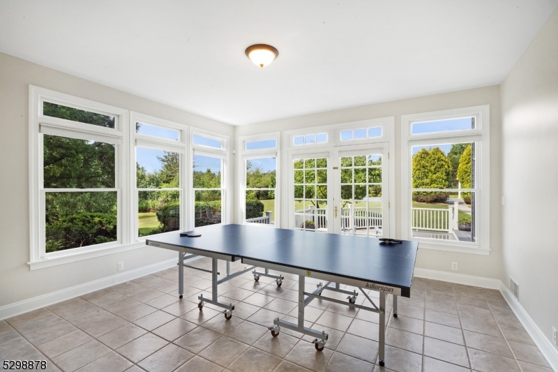 Far Hills/Roxiticus Valley - Residential