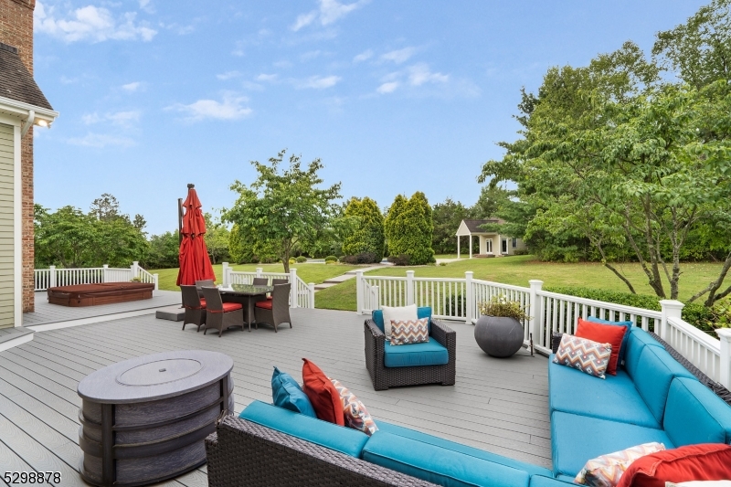 Far Hills/Roxiticus Valley - Residential