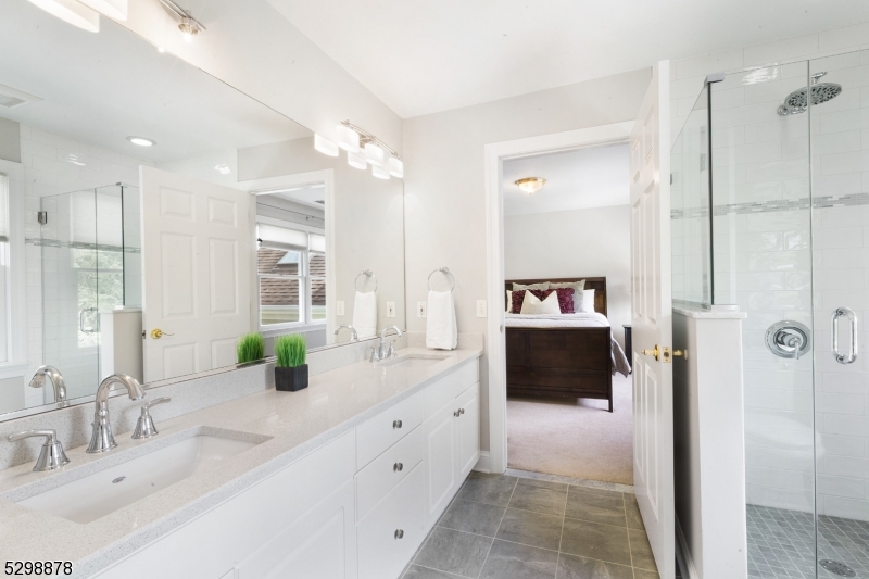 Far Hills/Roxiticus Valley - Residential