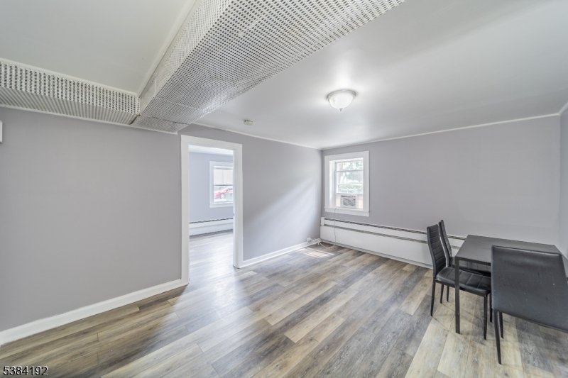 South Edison - Residential Lease