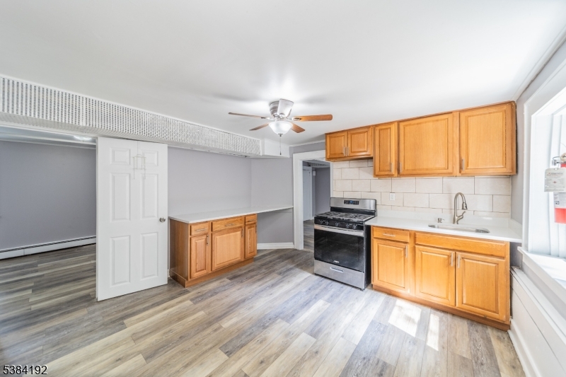 South Edison - Residential Lease