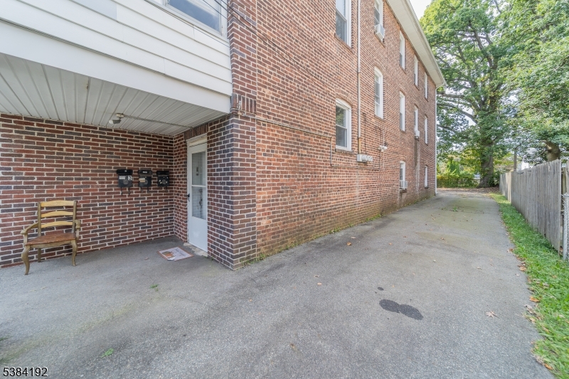 South Edison - Residential Lease