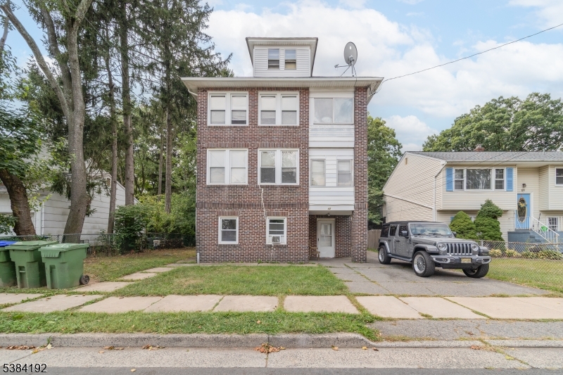 South Edison - Residential Lease