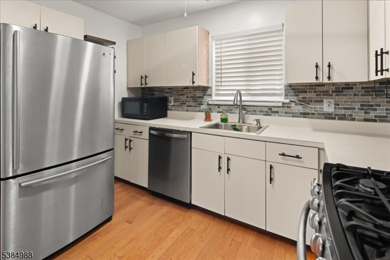 STONEGATE - Residential Lease