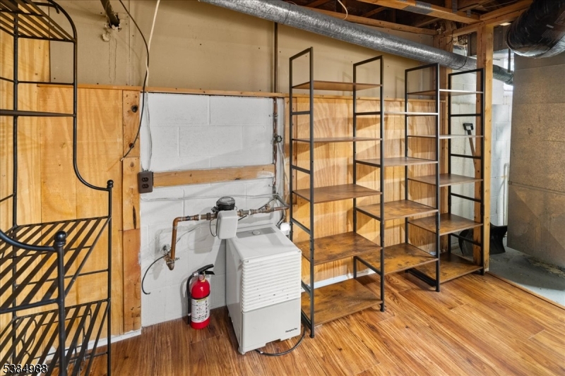 STONEGATE - Residential Lease